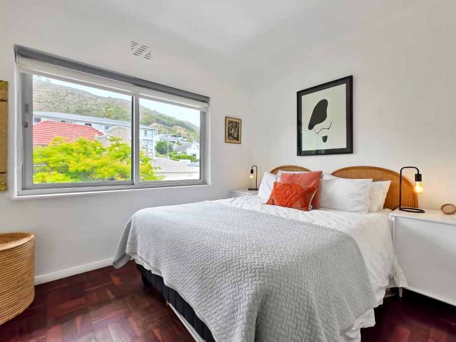 2 Bedroom Property for Sale in Sea Point Western Cape